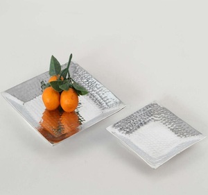 Vente chaude Métal Argent De Luxe En Aluminium Nickelé Plateaux De Service Bol Plateaux Plaque De Charge À La Main Plateau Martelé - Product Image 2