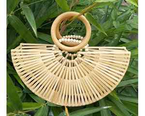 Sac en bambou d'origine du Vietnam avec sac en bambou traditionnel au toucher idéal pour les boutiques de cadeaux de plage d'été et les magasins de villégiature - Product Image 2