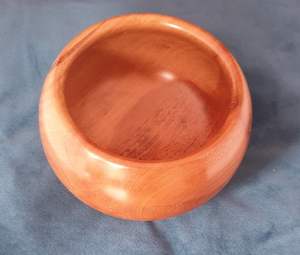 Bol en bois de poire fabriqué à la main petit bol cadeau en bois tourné décor en bois artisanat artisanal - Product Image 6