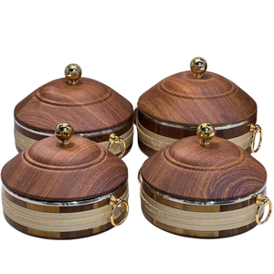 Casserole en métal et bois classique et durable MARVELOUS avec un design isolé antiadhésif qui préserve la couleur des légumes pendant la cuisson - Product Image 3