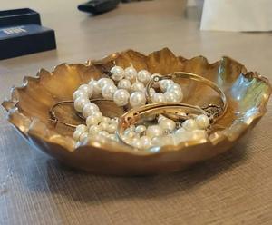 Kitchen & Tabletop Eco-Friendly Polished Resin Salad Bowl with Modern Design Handmade for Party Use by TAQI <b>Crafts</b> - Product Image 1
