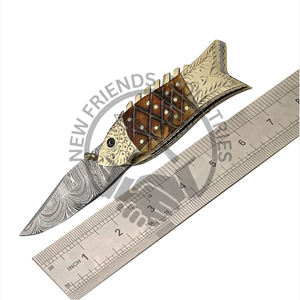 Poignée ergonomique Couteau de poche pliant multifonctionnel en acier damas à motifs uniques de qualité industrielle Transport quotidien en plein air - Product Image 1