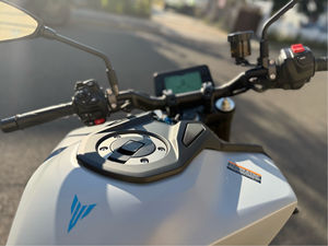 Motocicleta Deportiva Nueva MT09 SP HyperNaked 2026 con las Mejores Ventas Anuales y 3 Años de Garantía - Product Image 6