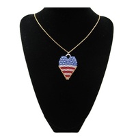 Colliers de perles de rocaille de 4 juillet faits à la main avec pendentif drapeau américain collier de perles de rocaille de style drapeau américain en gros pour le jour de l'indépendance