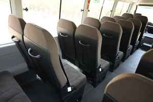 Autobús Usado 2025, 2x Aire Acondicionado Estándar, Motor Roller, 23 Asientos, Sin Accidentes y con Garantía - Product Image 2