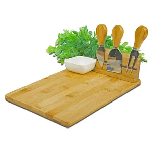 Tagliere per Formaggi Personalizzato Olaus con Utensili per Servire e Presentare - Product Image 1