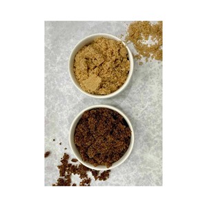Sucre de canne brun foncé produit en usine en vrac pour les restaurants et les chaînes alimentaires - Product Image 1