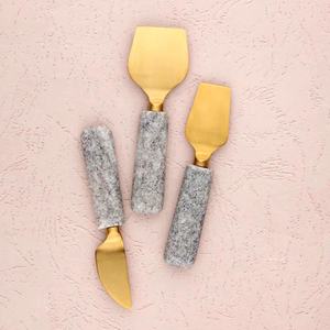 Juego de herramientas de queso de diseño real de acero inoxidable con diseñador y mango de resina de color Juego de queso de cocina de lujo dorado - Product Image 2