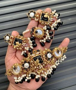 Oxidised kundan ชุดสร้อยคอดีไซน์ที่เป็นเอกลักษณ์เครื่องประดับเทียมสองสีชุบด้วยเพทายสแตนเลสสำหรับงานแต่งงาน - Product Image 4