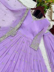 ชุดเสื้อกางเกงผ้าจอร์เจียแบบลำลองสวมใส่สบายๆพร้อมลวดลายเช็คหรูหราและทำงานด้วยมือ - Product Image 2