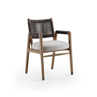 Chaise de salle à manger moderne en teck massif avec dossier en corde tressée et revêtement en cuir, écologique et durable pour appartement