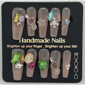 Giardino di Cristallo (Piccolo) in Materiale Resinoso Durevole per Decorazioni da Esterno - Product Image 1