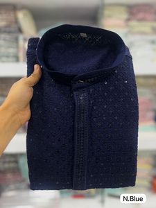 Dernier modèle de styliste Modern Style High On Demand Attrayant Heavy Rayon Kurta Pant Chikan Work World Wide Exporter à vendre - Product Image 4