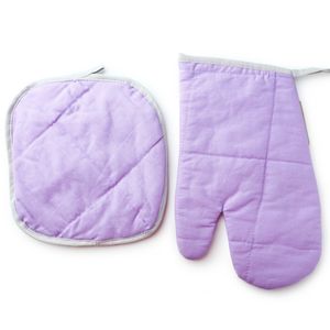 <b>Red</b> Color Plain Style 100% OEM High Quality Cotton Oven Mitts at Affordable Price in India - Product Image 6