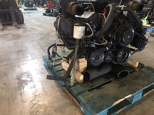 <strong>Used</strong> Mer-cury Mer-Cruiser 7.4 L 454 <strong>V8</strong> inboard Marine <strong>Engine</strong> 380 Hours