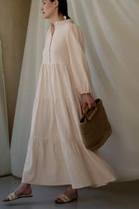 Robe d'été en mousseline confortable à manches longues en tissu ukrainien biologique Motif floral Flowy White Natural Perfect Gift for Mom - Product Image 5