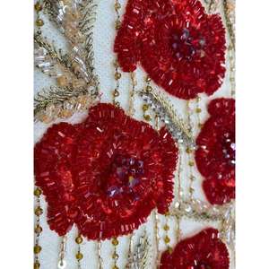 Tissu Jacquard de Luxe Rouge à Motifs Floraux, Brocart Perlé et Brodé à la Main, Tissé 100% Polyester avec Finition Métallique – Articles en Stock - Product Image 2