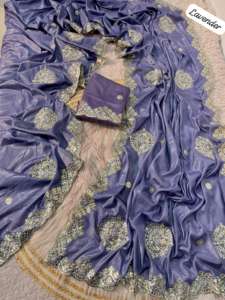 Sari indien élégant pour femmes, style Bollywood, en soie chocolat fleurie, avec broderie Foilgotapatti, design traditionnel, fabriqué en Inde - Product Image 4