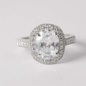 แหวนเงินรูปไข่โซลิแทร์ - Product Image 2