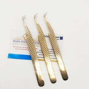 Pinzas para Extensión de Pestañas de Alta Calidad con Punta de Fibra Japonesa y Empuñadura de Diamante Dorado de 90 Grados - Product Image 5