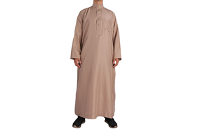 Venta al por mayor de alta calidad Al Dafah Thobes Jubba hecho a medida para los hombres musulmanes temporada de otoño - Product Image 3