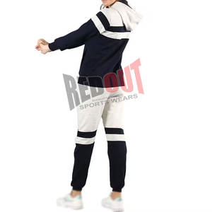 Survêtement pour femmes, créé avec des matériaux de qualité supérieure, styles personnalisables, survêtement pour femmes fabriqué au Pakistan - Product Image 2