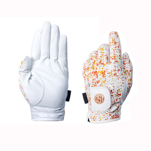 ถุงมือกอล์ฟคุณภาพดีที่สุด QST GG-1048 สำหรับกีฬากลางแจ้ง ทำจากหนังแกะ Cabretta ระบายอากาศได้ดี กันลื่น ปิดด้วยแถบตีนตุ๊กแก ปรับแต่งได้ - Product Image 1