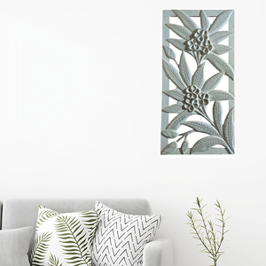 Decoración de Pared Artesanal, Panel de Pared con Flores de Jazmín, Marco de Madera Tallado Desgastado con Acabado Blanco, Adorno Decorativo para Sala de Estar - Product Image 3