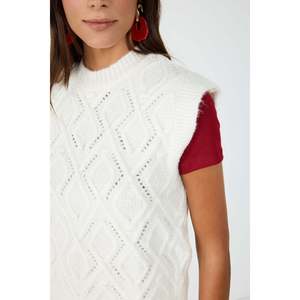 Suéter de Punto sin Mangas con Patrón Geométrico, 100% Acrílico - Product Image 3