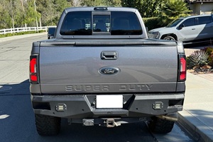 ข้อเสนอสุดพิเศษ ฟอร์ด เอฟ-350 ซูเปอร์ดิวตี้ ลาริเอท ปี 2012 ขับเคลื่อน 4 ล้อ เครื่องยนต์ดีเซลเทอร์โบ 6.7 ลิตร V8 - Product Image 6