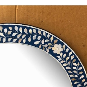 Marco de Espejo Moderno de Resina Hecho a Mano, Ecológico, Decoración para el Hogar, Regalo Artístico, Mueble para Sala de Estar, Espejo Decorativo de Pared Único - Product Image 3