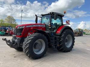 Tracteurs diesel neufs, boîte de vitesses manuelle, conduite à droite, sièges en cuir foncé, norme d'émission Euro VI, transmission avant R21 - Product Image 5