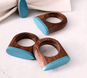 Ronds de serviette en bois antiques élégants pour table à manger Vaisselle personnalisée pour les mariages et la maison - Product Image 5