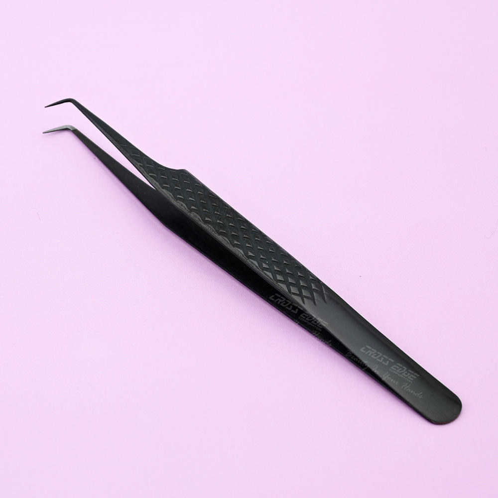 90 Degree Lash Tweezer