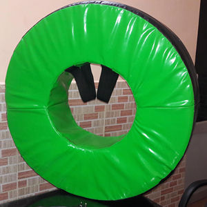 Tube de matériel de rugby standard professionnel spécialement tissé 615gsm qui est résistant aux intempéries et à la déchirure - Product Image 1