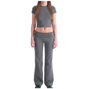 Conjunto de Yoga de 2 Piezas con Patrón Sólido, Sin Mangas, de Secado Rápido, Transpirable, con Logotipo Frontal, Cintura Media Elástica, Teñido Liso - Product Image 1