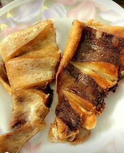 Raie séchée traditionnelle, morceaux de raie séchée, fabricant de raie séchée, exportateur de raie séchée ANGLE - Product Image 1