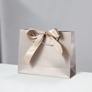 Penjualan Panas Tas Kertas Kraft Berpilin Putih Coklat untuk Kemasan Kopi Makanan Cepat Saji Bawa Pulang Digital untuk Sushi Belanja Hadiah Tas Kertas - Product Image 2