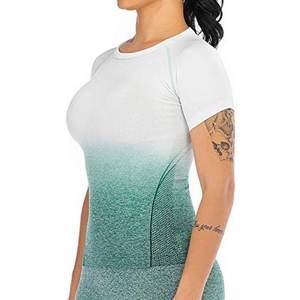 Camisetas personalizadas de sublimación con estampado completo para mujeres con tela de poliéster duradera y tecnología de absorción de humedad - Product Image 3