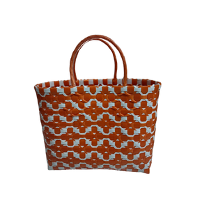 Bolso de mano de tejido de plástico de Vietnam, bolsa de artesanía sostenible para viajes de comestibles, días de playa y tiendas de regalos - Product Image 3