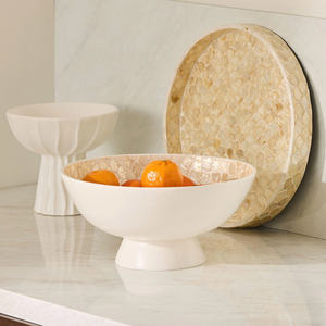 Plateau décoratif rond en or pour table basse et décoration côtière - Product Image 3