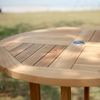 Mesa de Comedor de Estilo Moderno en Oferta, Hecha de Madera Maciza para Uso en Exteriores, Cafeterías, Villas o Apartamentos