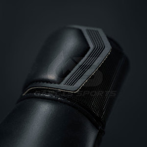 Haute Qualité Professionnel Allemand En Cuir 4mm Football Gardien Gants Respirant Léger Coupe-Vent Plein Doigt Poignées - Product Image 5