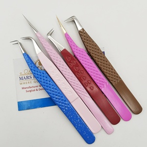Pinzas para extensiones de pestañas de acero inoxidable, con logotipo personalizado y tema navideño, textura de Punta lisa, de 10mm de longitud - Product Image 1