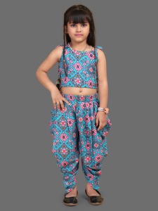ชุดเสื้อผ้าเด็กพิมพ์ลาย Patola พร้อมกางเกง Dhoti ชุดพื้นเมืองอินเดียแบบดั้งเดิมสำหรับเด็ก งานปาร์ตี้ ตัดเย็บสำเร็จพร้อมใส่สำหรับเทศกาล - Product Image 3