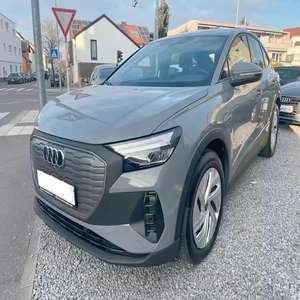 Audi Q4 e-tron 2023, SUV compact de luxe entièrement électrique, best-seller, pack technologique 55 kWh, très demandé, avec garantie. - Product Image 6