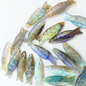 100% naturel de haute qualité fait à la main naturel Labradorite poisson sculpture, pierre précieuse sculptée à la main en vrac, fabrication de bijoux 8x25mm vente - Product Image 4