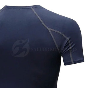 Camiseta de entrenamiento de gimnasio de punto con logotipo personalizado 2025 para hombre, camisetas de Fitness ecológicas de compresión transpirables de secado rápido - Product Image 3