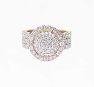 Bague élégante pour femme en or blanc 14 carats plaqué rhodium, audacieuse et luxueuse, sertie de diamants naturels en halo multi-rangs - Product Image 3