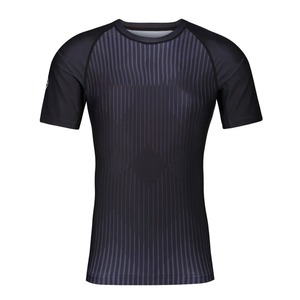 Rashguard de MMA Personalizado de Alta Calidad, Transpirable y Ecológico para Unisex, Manga Corta, Anti-UV UPF50, Spandex/Poliéster, Fabricante - Product Image 1